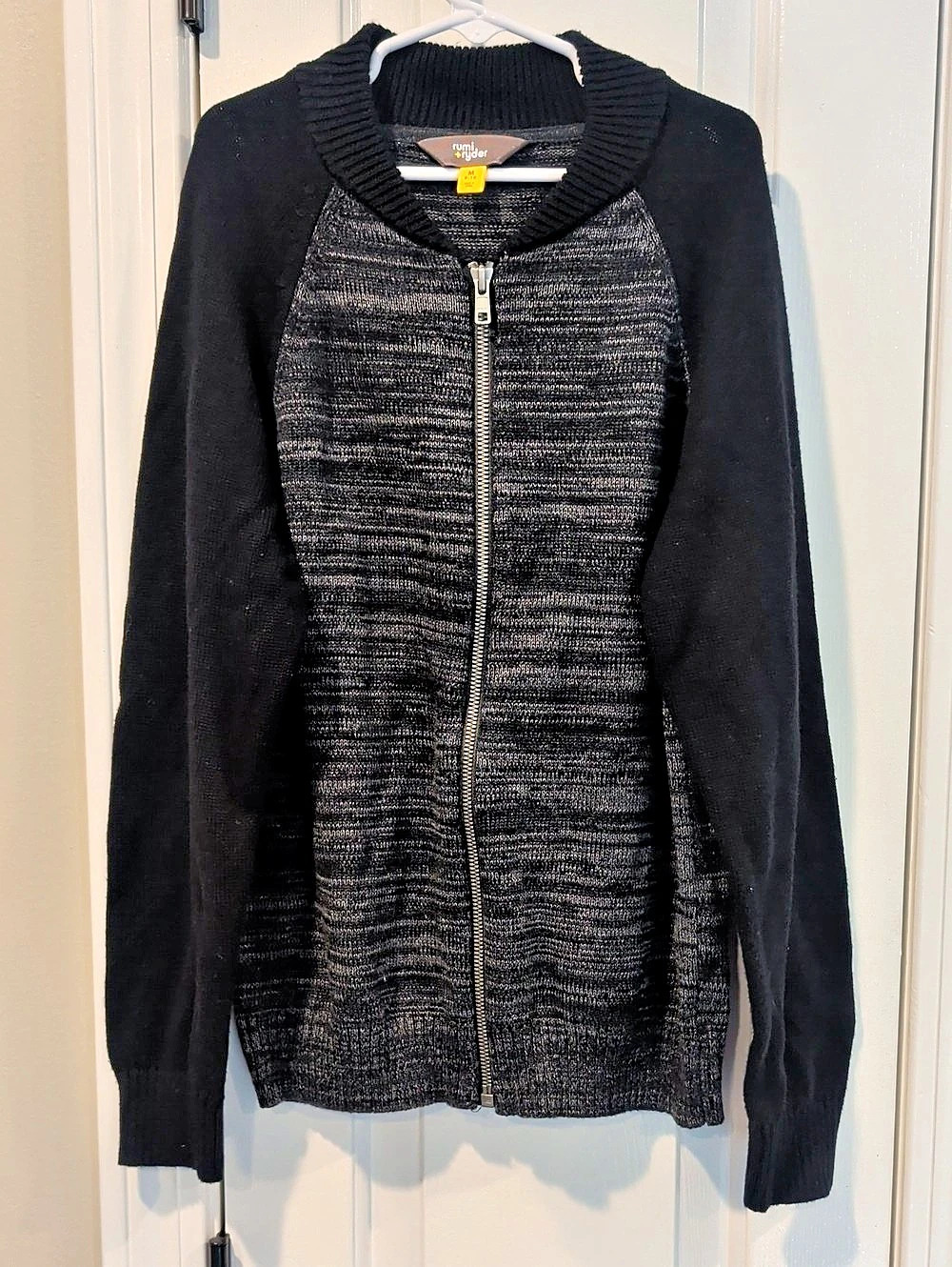 Rumi + Ryder Zip Front Knit Cardigan Black Gray Size Medium